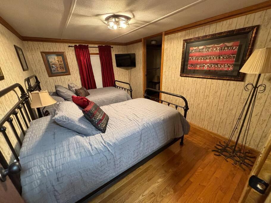 Bourbon Trail Hideaway Holiday home *