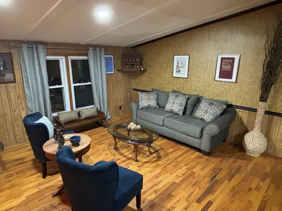 Bourbon Trail Hideaway Holiday home Frankfort
